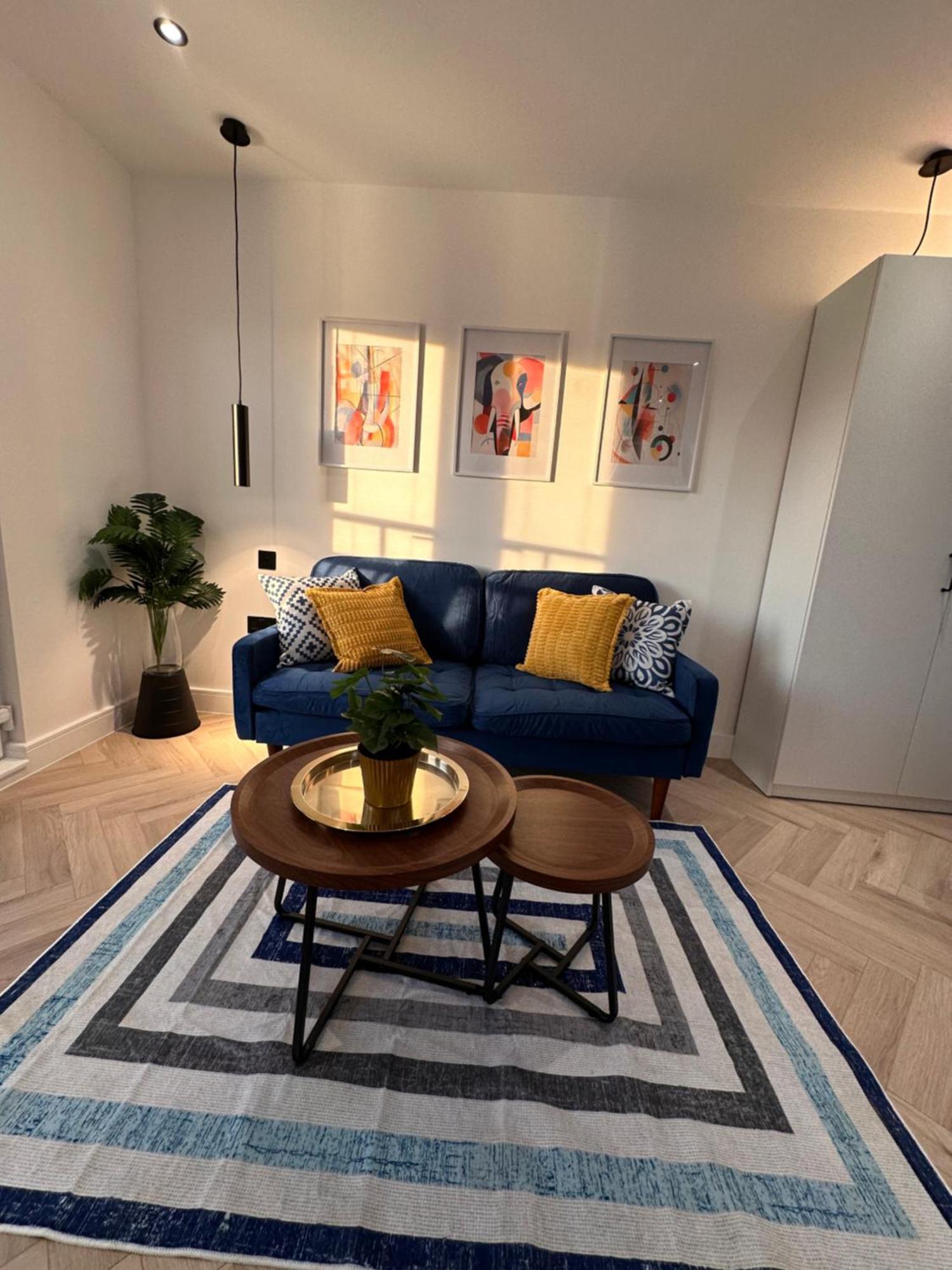 R5 - Luxury Private Ensuite Self-Contained Room - Newly Renovated Halesowen Εξωτερικό φωτογραφία