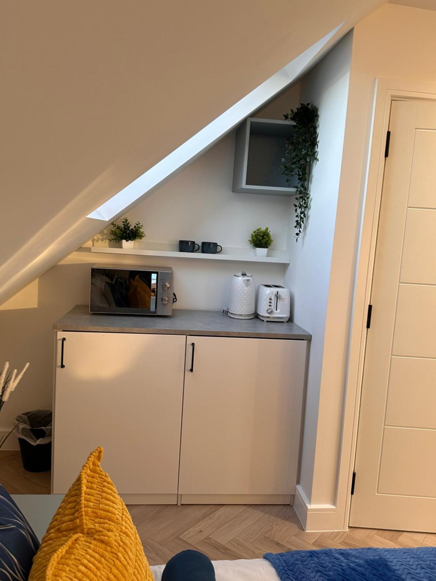 R5 - Luxury Private Ensuite Self-Contained Room - Newly Renovated Halesowen Εξωτερικό φωτογραφία