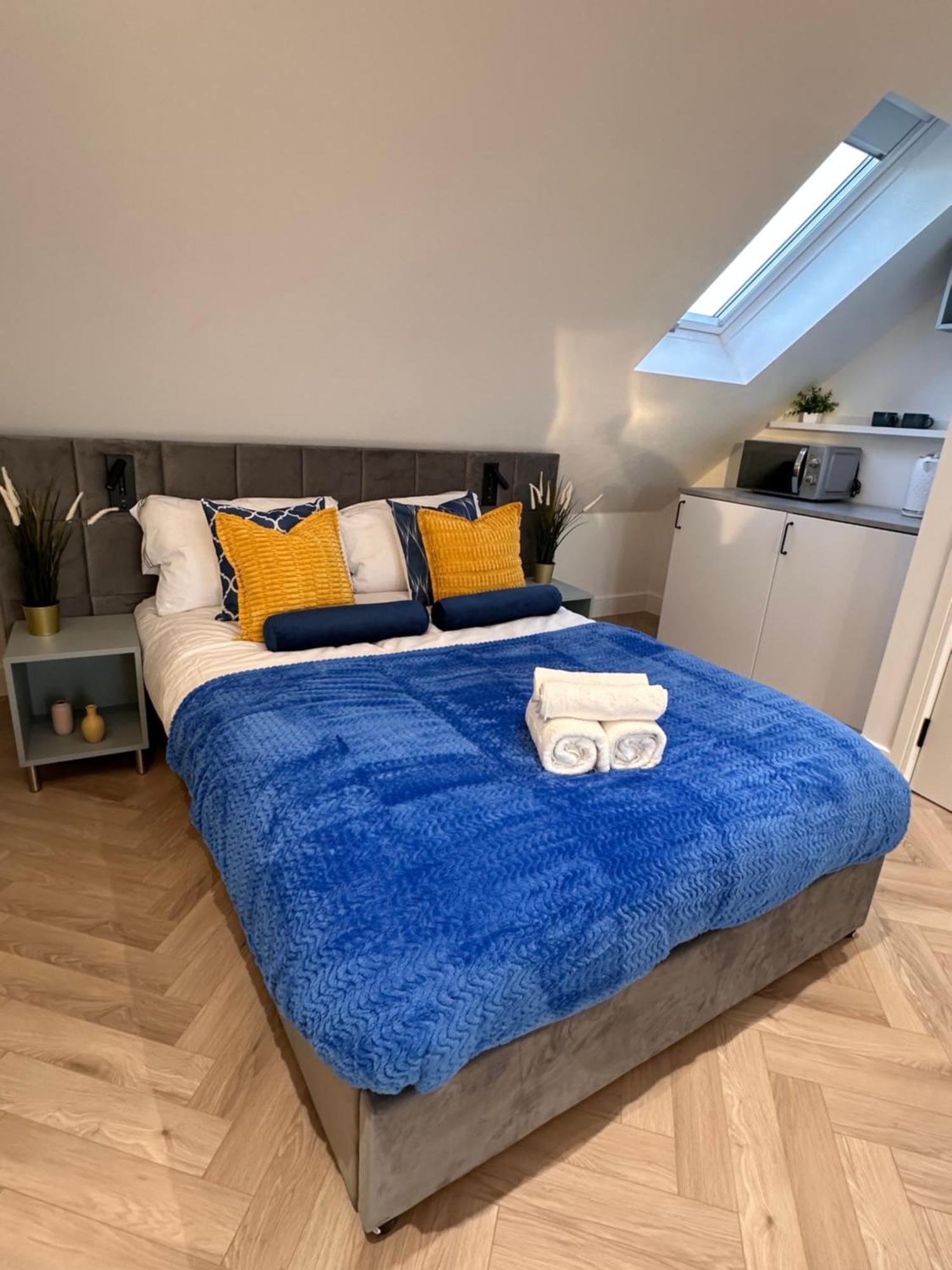 R5 - Luxury Private Ensuite Self-Contained Room - Newly Renovated Halesowen Εξωτερικό φωτογραφία