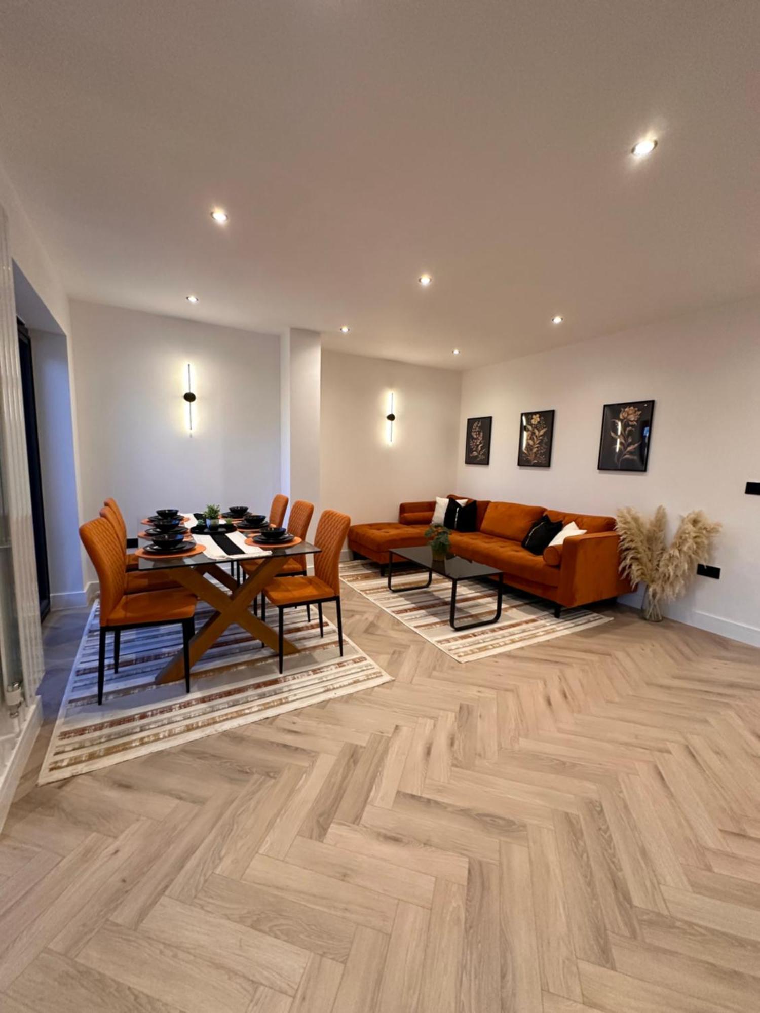 R5 - Luxury Private Ensuite Self-Contained Room - Newly Renovated Halesowen Εξωτερικό φωτογραφία